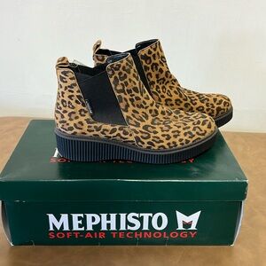 Mephisto Emie leopard leather print boot, new and in original box